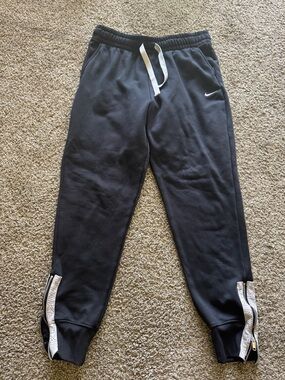 Nike women’s Black Jogger Sweatpants with White Drawstring